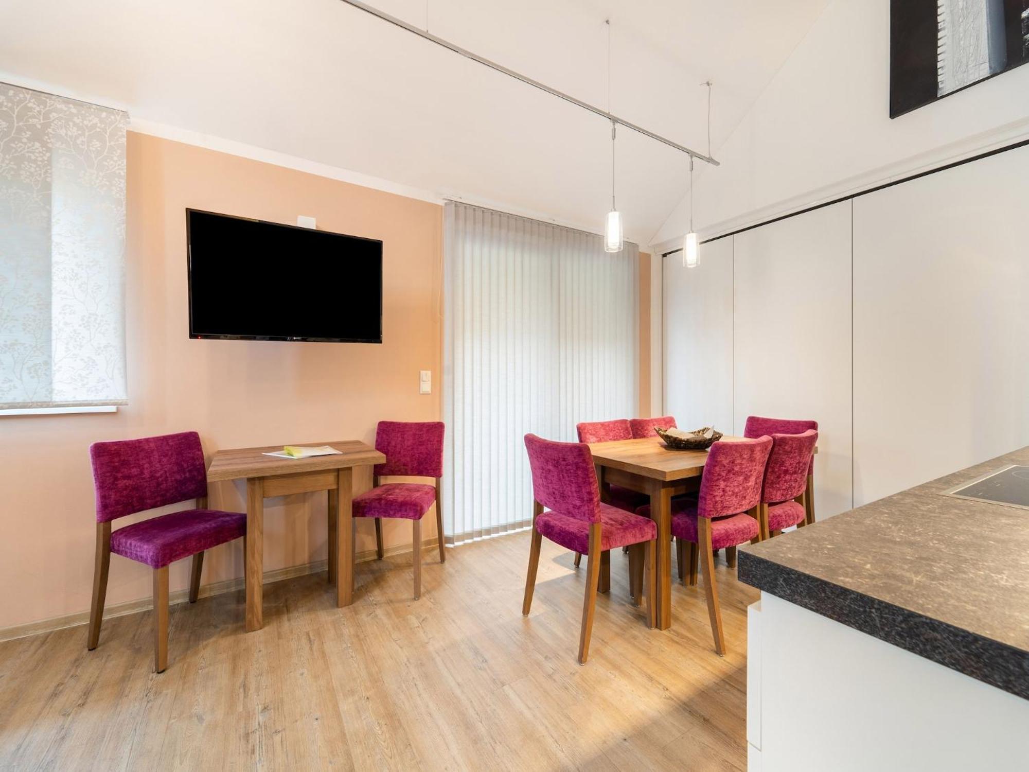 Large Apartment In Sankt Georgen With Balcony Furstau Bagian luar foto