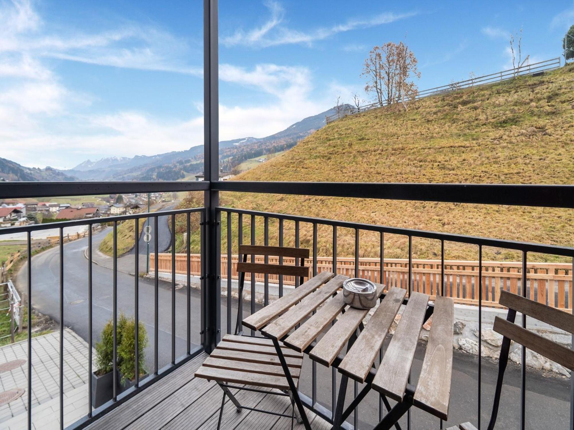 Large Apartment In Sankt Georgen With Balcony Furstau Bagian luar foto