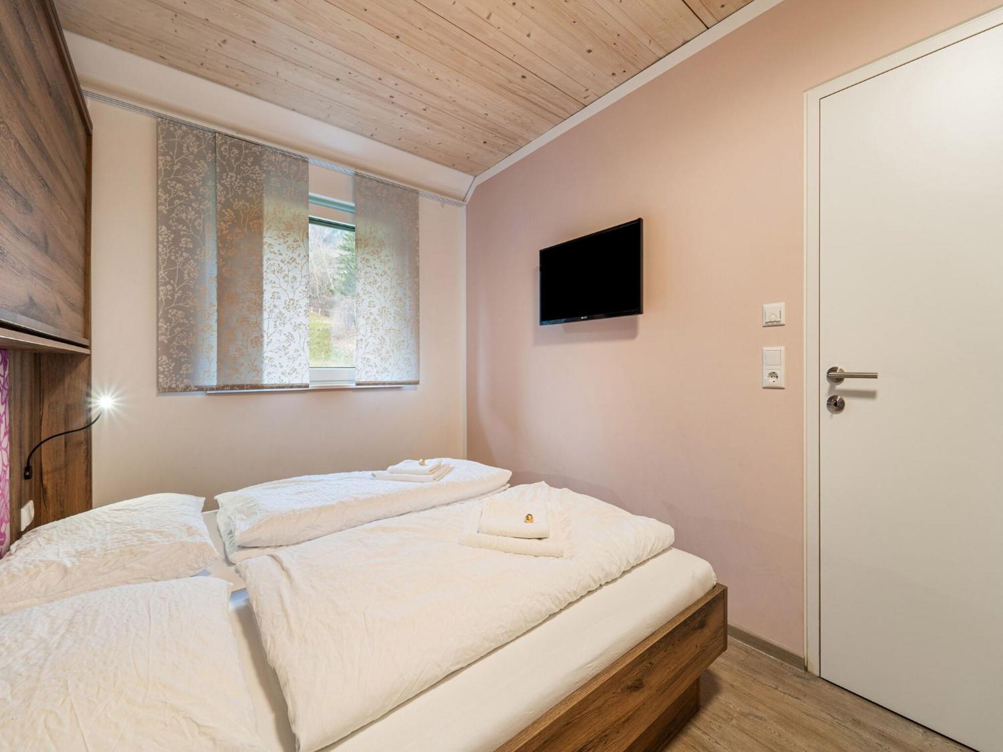 Large Apartment In Sankt Georgen With Balcony Furstau Bagian luar foto