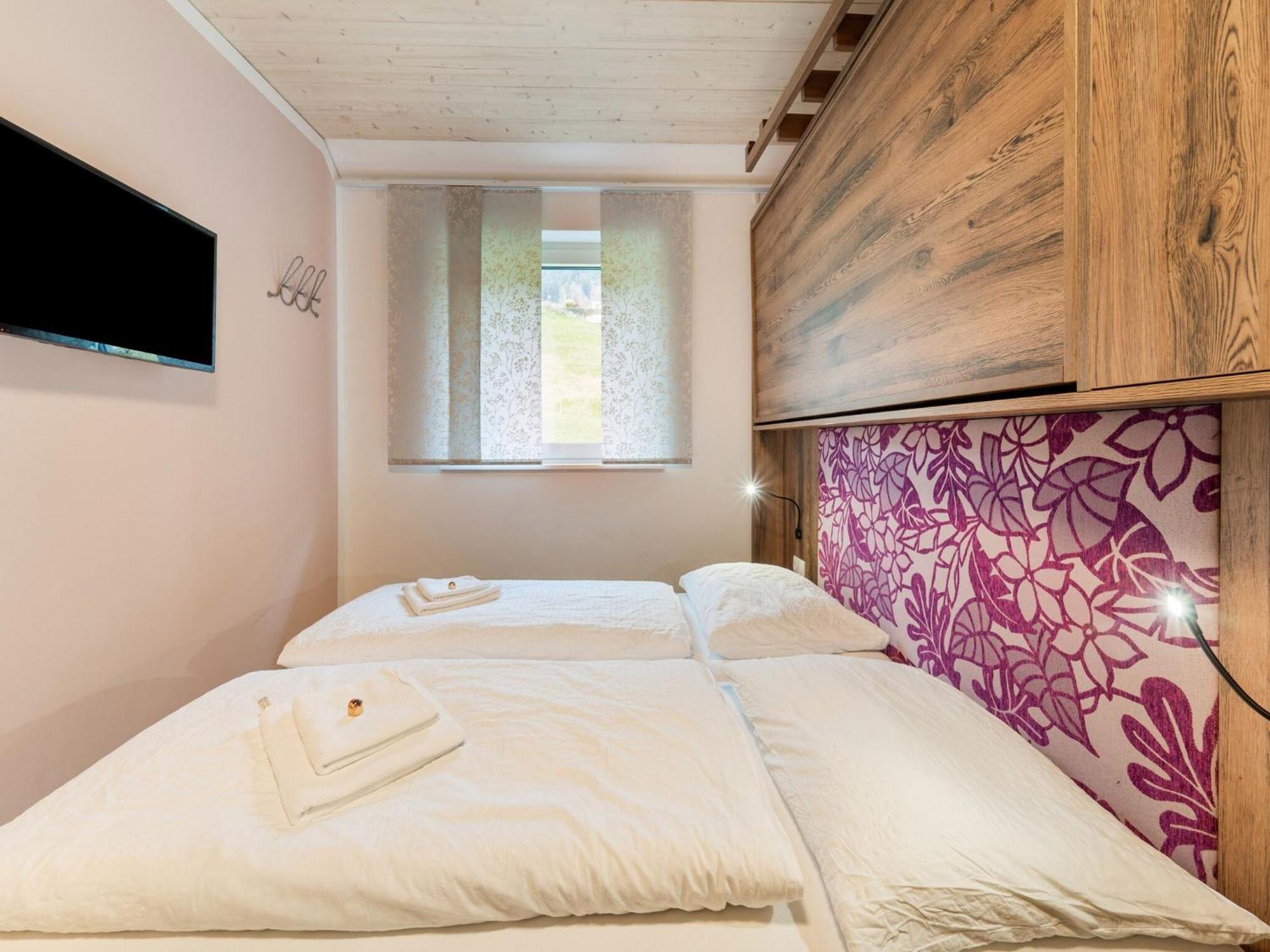 Large Apartment In Sankt Georgen With Balcony Furstau Bagian luar foto